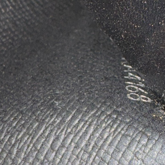 Louis Vuitton Pocket Organizer - Picture 4 of 5